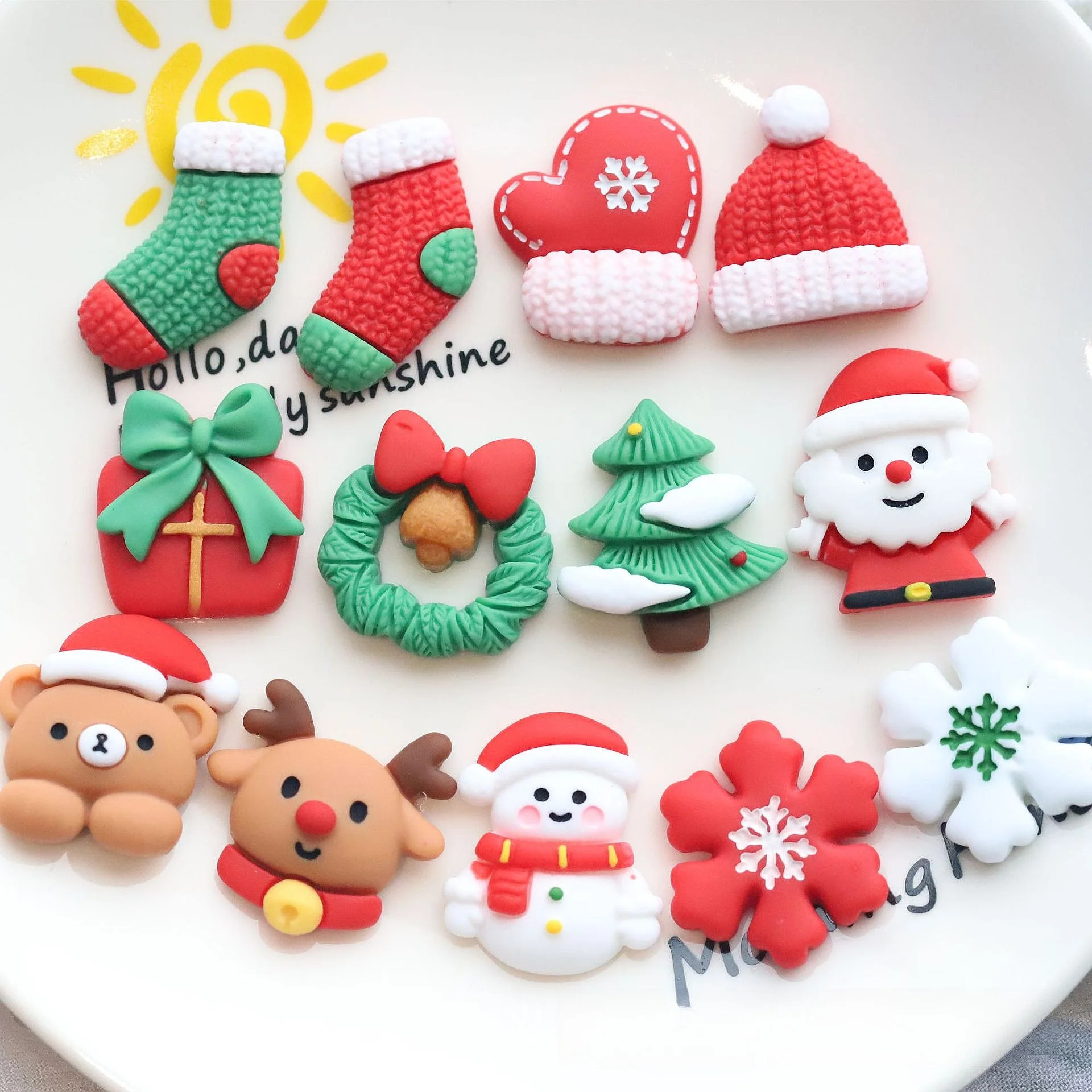 100pcs Resin Flatback Mini Christmas Tree Santa DIY Accessories for Phone Case Hairpin Keychain Earring Scrapbook Embellishments