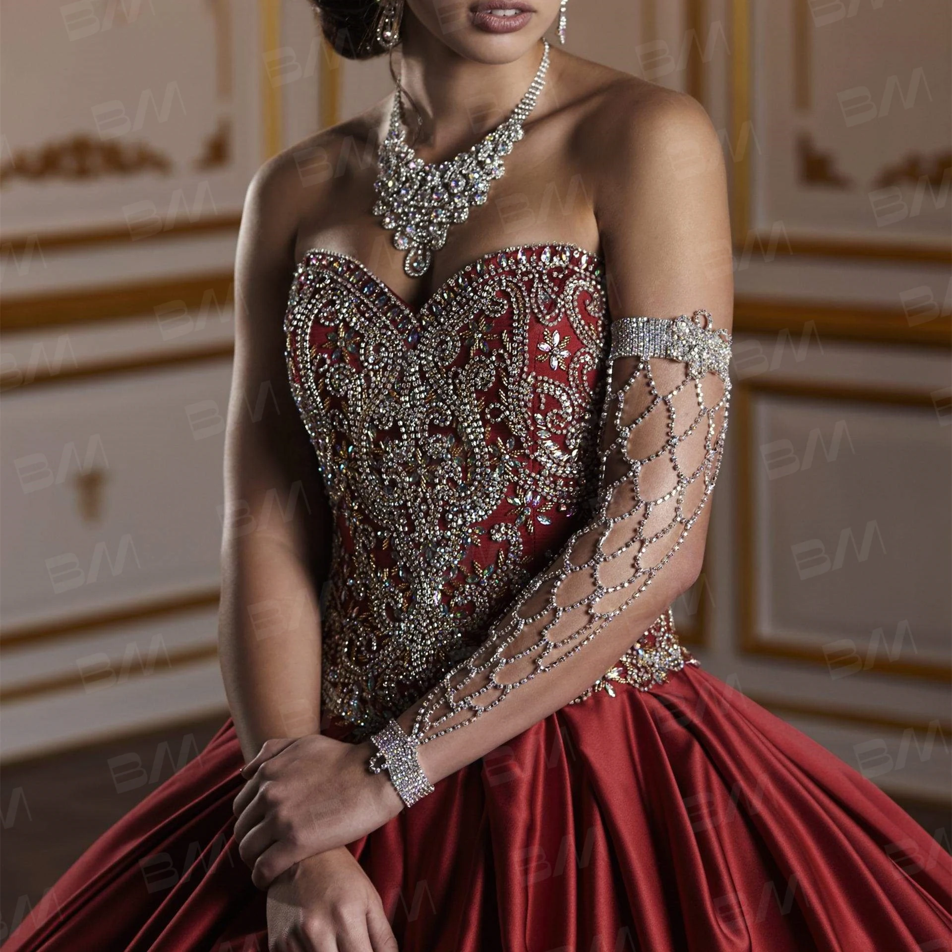 Robe de Quinceanera en satin plissé avec corsage entièrement perlé, corset au dos, robes de Rhchérie, robe de soirée, robe de soirée