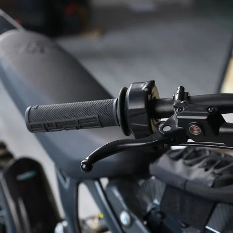 Electronic Bicycle Throttle Handlebar For Surron  For Light For Bee Electric Off-road Bike Handlebar Throttle Grip Cycling Parts
