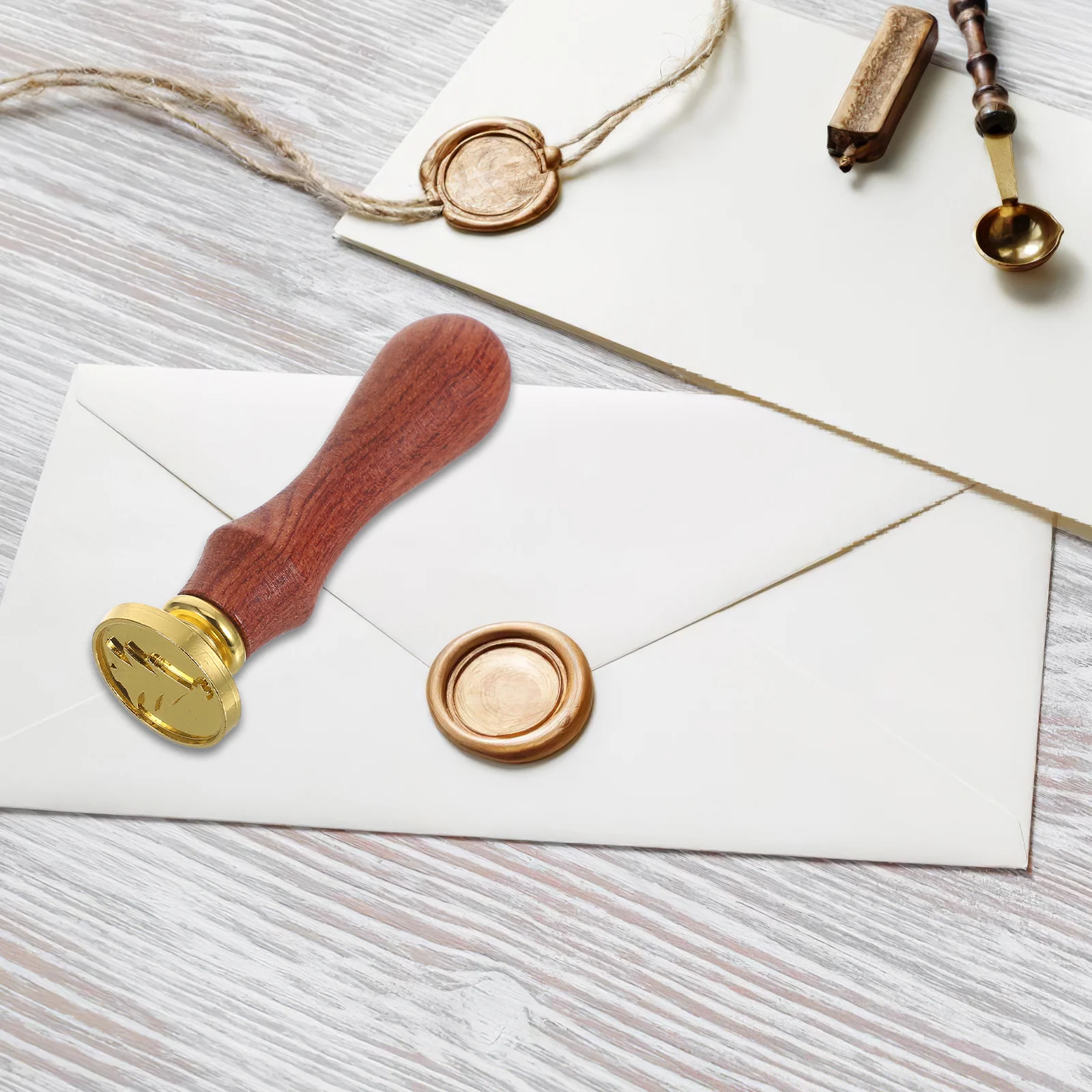 1Set Retro Wax Seal Kit Alloy Heads Wooden Handle Christmas Sealing Kit Invitations Handmade Envelope