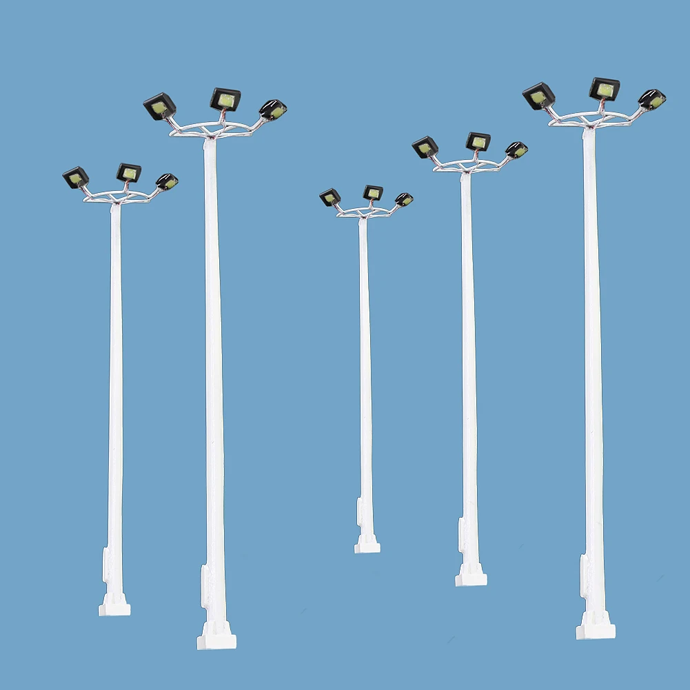 5pcs N Scale Plaza Lamppost 1:160 Playground Street Lights 3-lights Bright White 8cm Post LSL11N