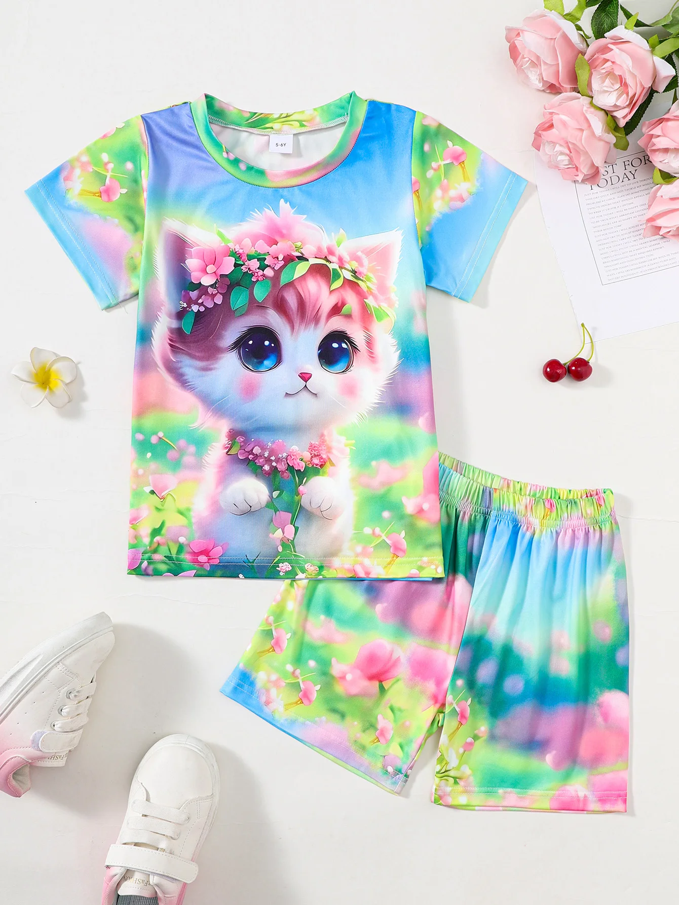 

Комплект из футболки с короткими рукавами и короткими штанами с цветочным принтом кота для девочек, милый стиль мечтающих элементов, детская одежда, наряд