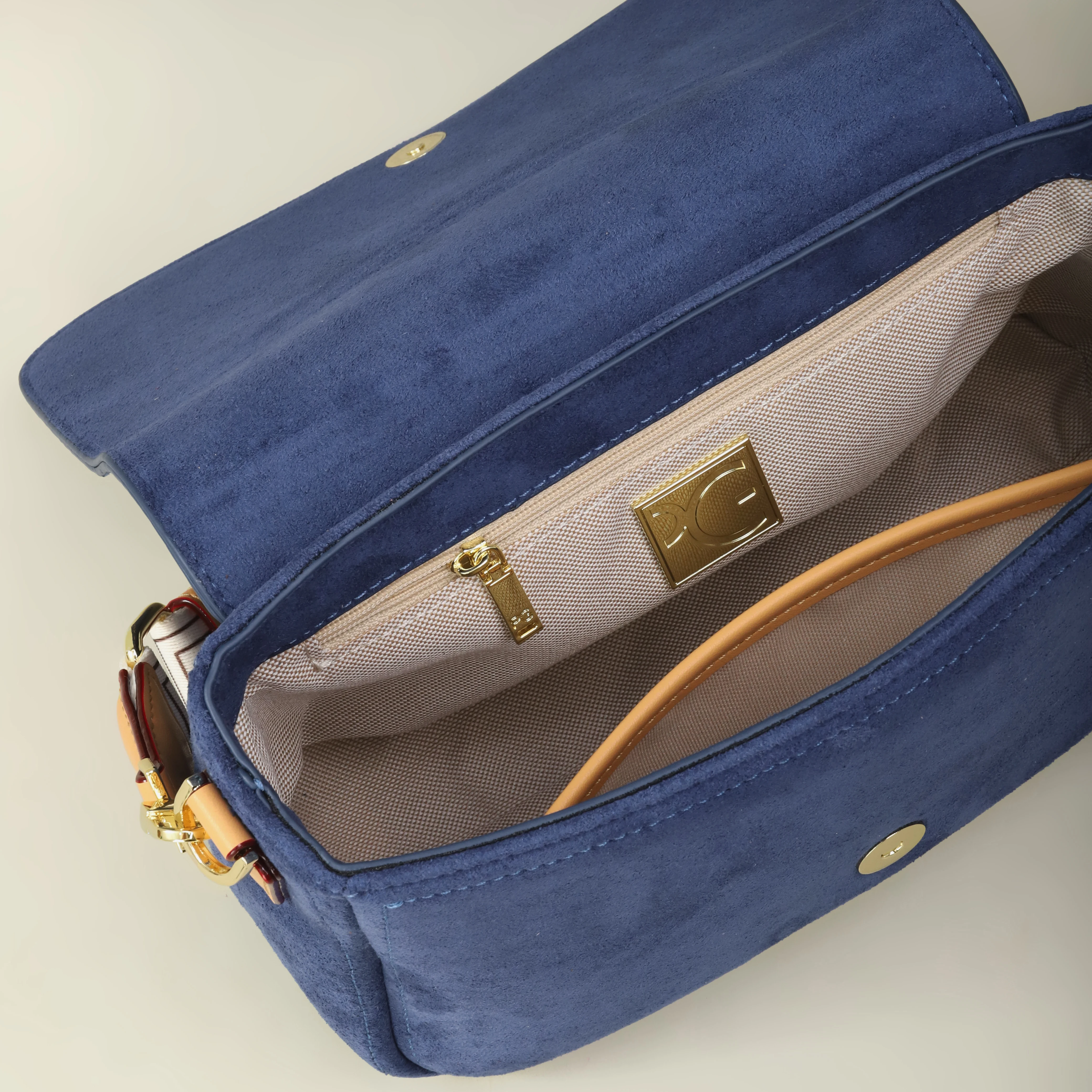 PG Retro Damen-Umhängetasche aus Leder, Multifunktionale Old-School-Klassiker-Crossbody-Tasche, Ausverkauf – Detail 15