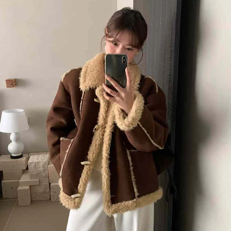 Leather Fur All-in-one Women 2025 Outerwears Horn Button Abrigos Invierno Laple Neck Jacket Winter Chaquetas Mujer Warm Jackets