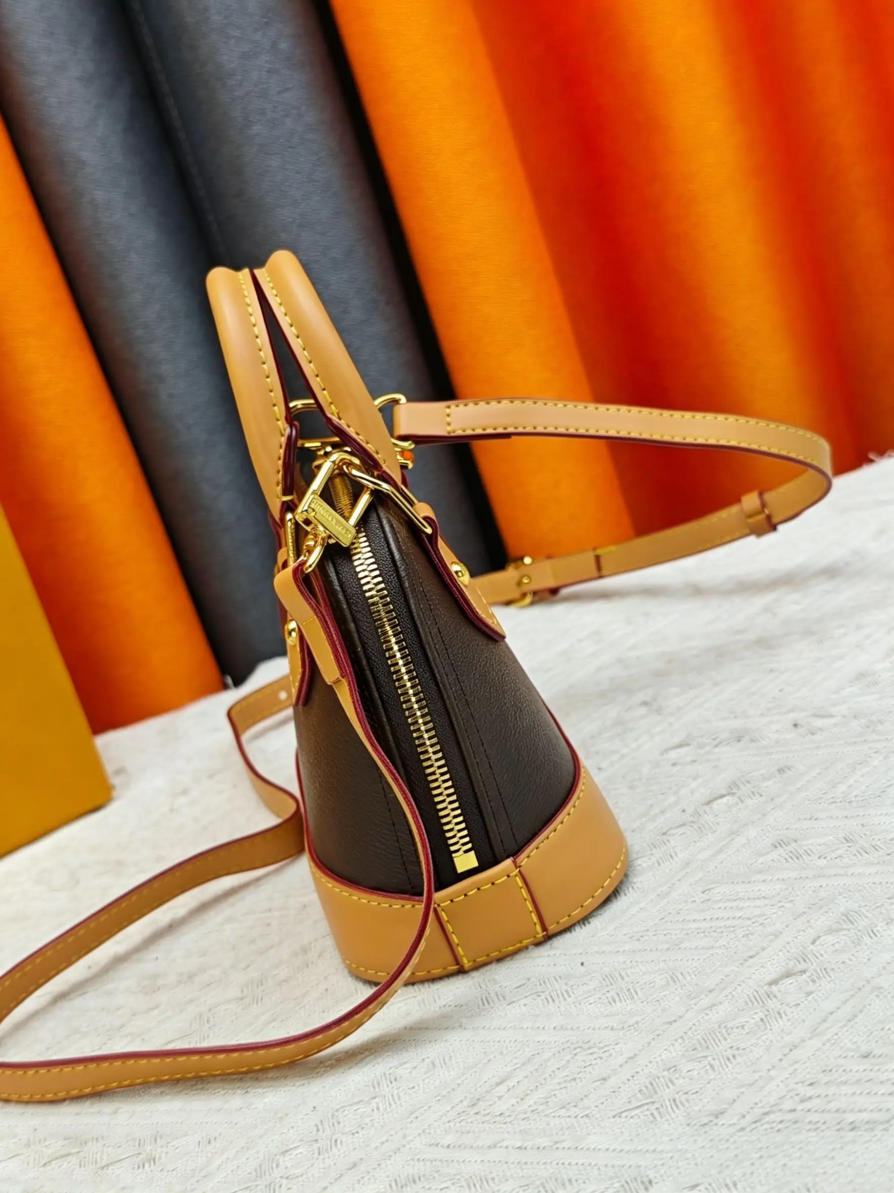 Allmatch Daily Designer Style Ladies Handbag Versatile PU Leather Shoulder Bag Removable Crossbody Strap Crossbody Bag Classic Tophandle Satchel Bag Multicompartment For Work Dating Shopping Party Travel Daily Outdoor For Multiscene Ladies