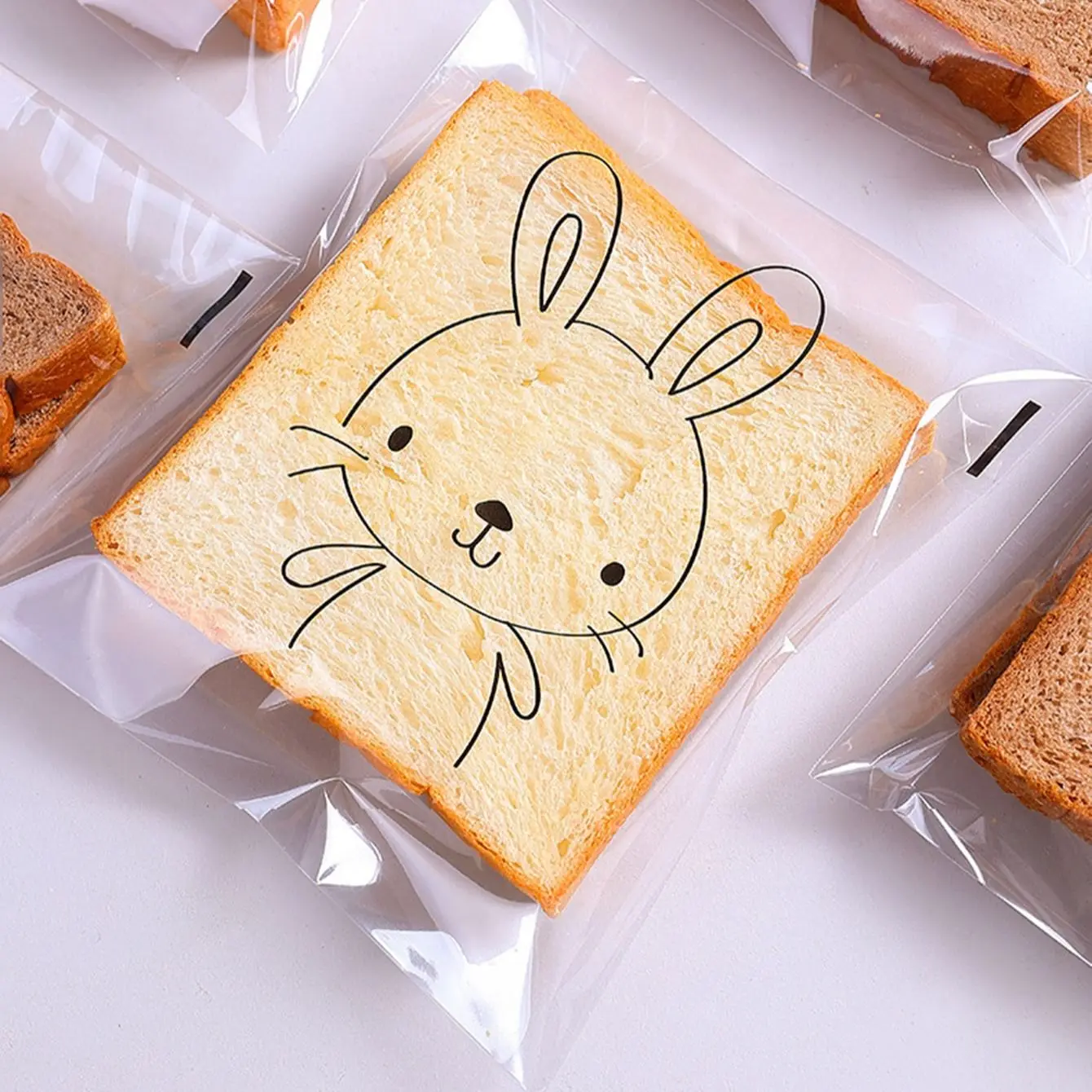 100PCS Transparent Self-adhesive Candy Gift Bags Cute Bunny Cat Bear Animal Bread Toast Cookies Baking Packaging Bag Supplies