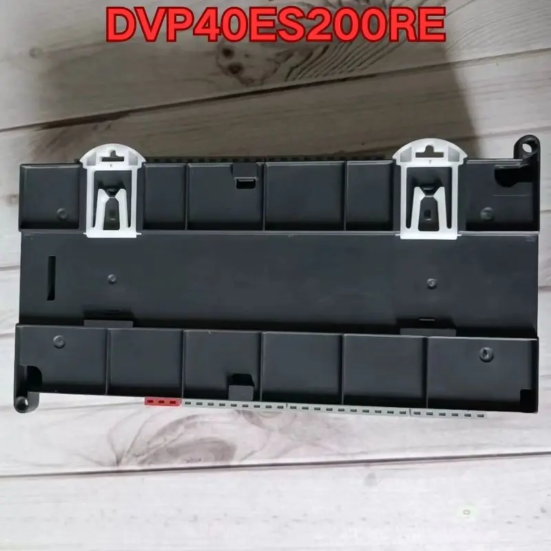 

Проверка функционала б/у контроллера ПЛК DVP40ES200RE показывает нормальную работу. Последние цены на 2026 год.