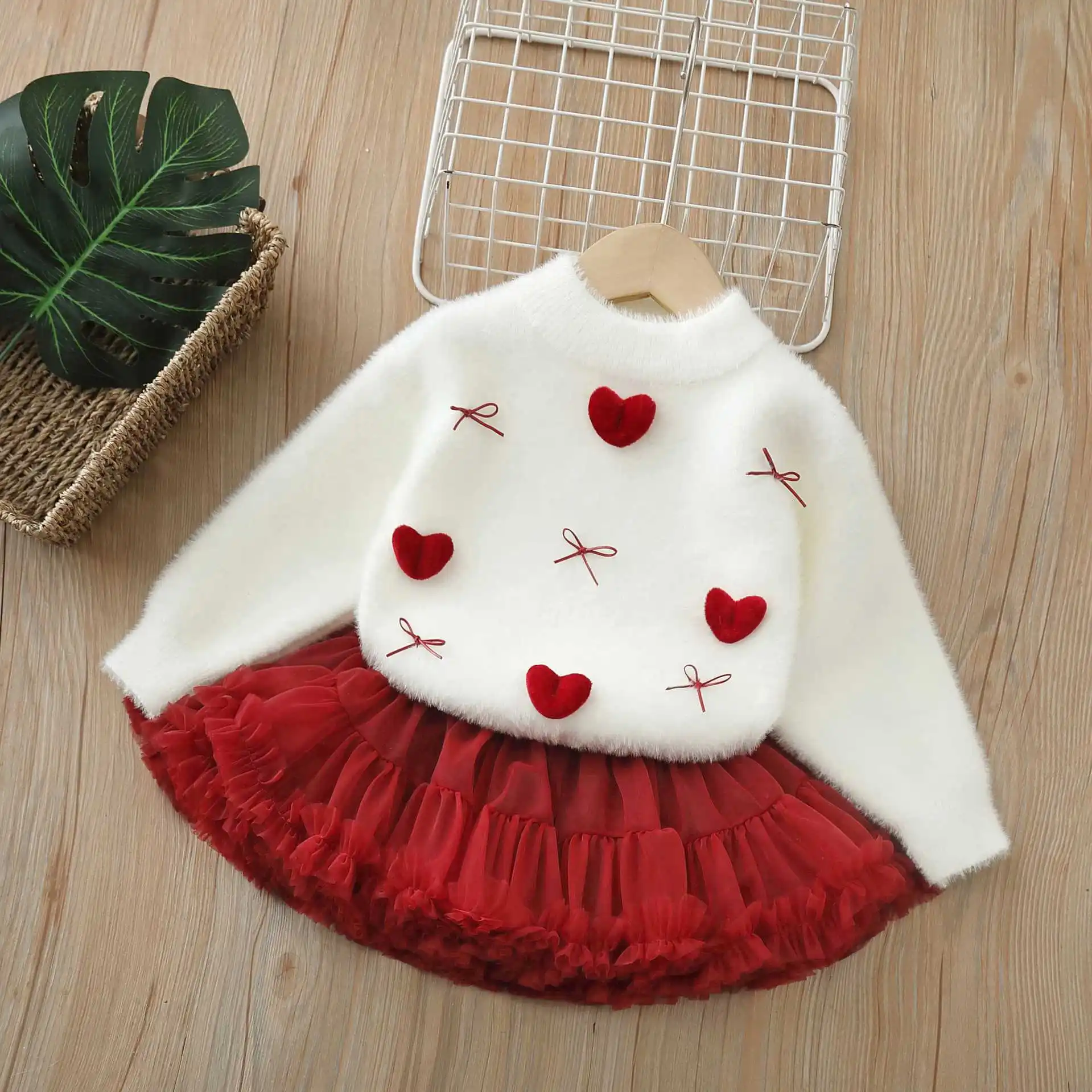Girls' Sweater Thickened 2025 Winter New Children's Korean Three-dimensional Love Imitation Mink Plush Knitted Sweater Set