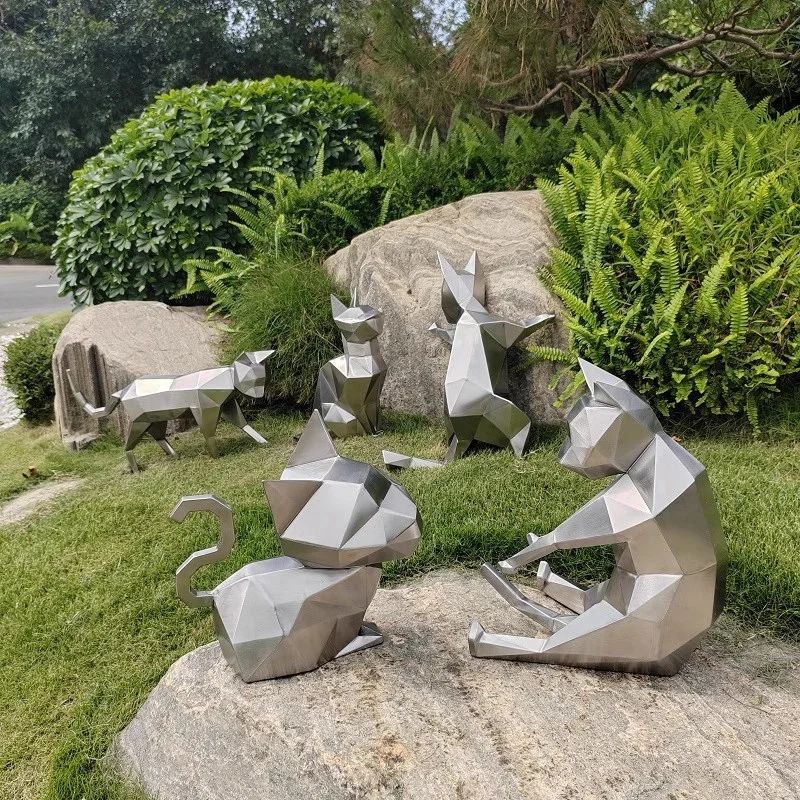 Geometric block face diamond cat garden landscape abstract stainless steel sculpture simple shopping mall floor decoration