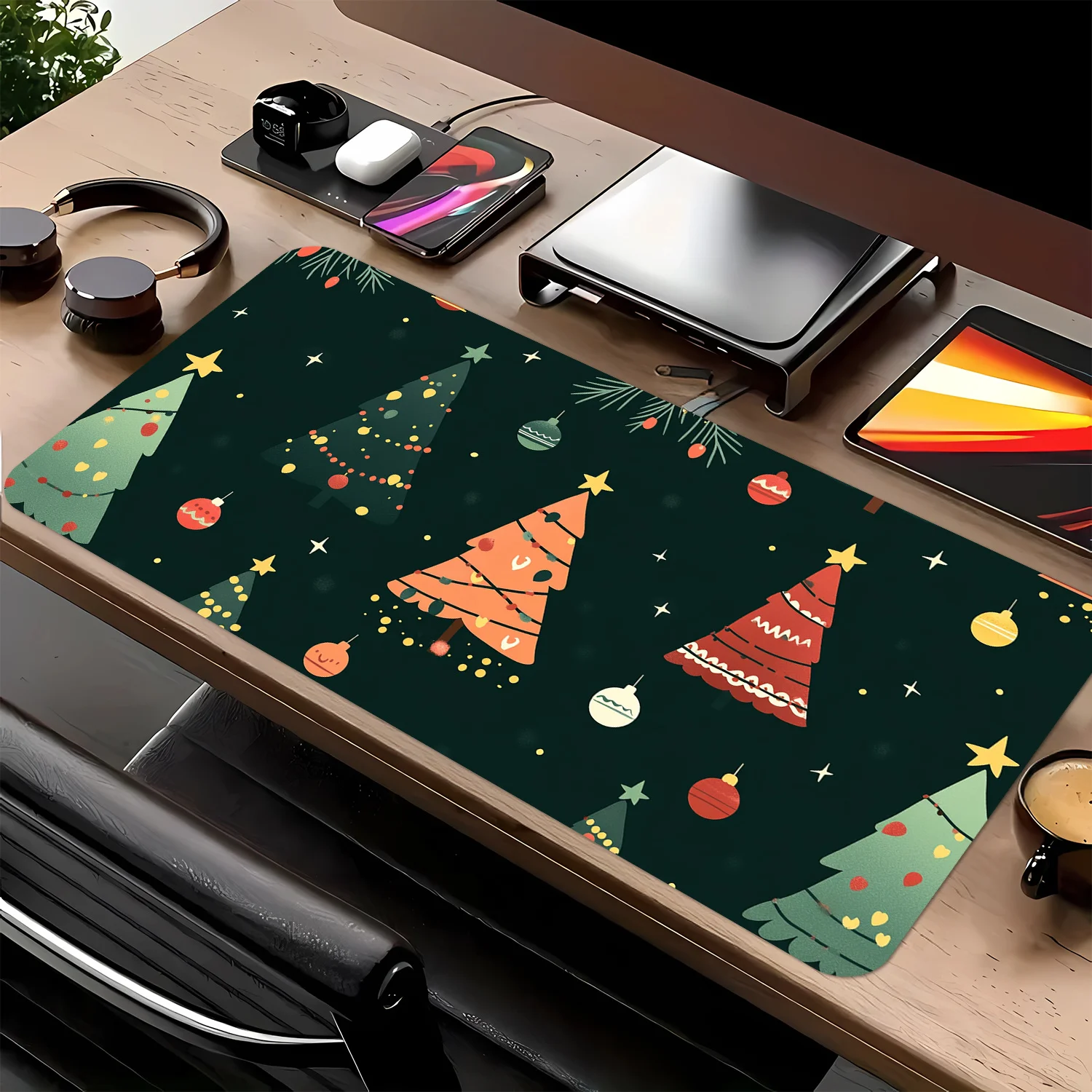 قاعدة مطاطية كبيرة مضادة للانزلاق، لوحة ماوس عيد الميلاد باللون الأخضر الداكن والذهبي مناسبة للألعاب والمكتب