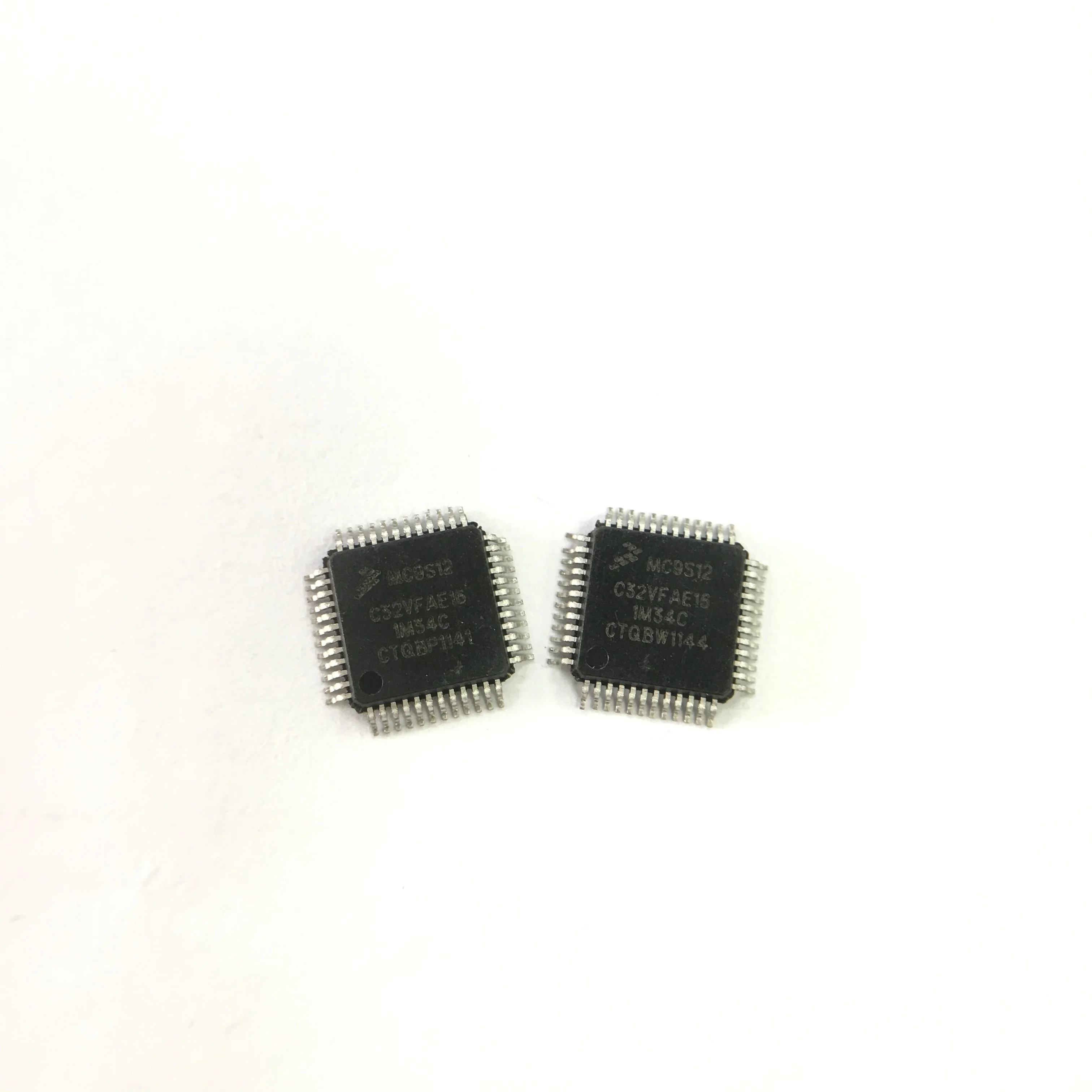 

MC9S12C32VFAE16 MC9S12 C32VFAE16 1M34C 16-Bit Mcu, Hcs12 Core, 32Kb Flash, QFP 48 New Original In Stock