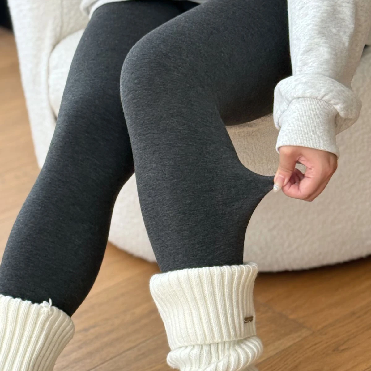 Leggings de talla grande a la moda para mujer, forro polar cálido y sin costuras de primera calidad, se puede usar en el exterior, Otoño e Invierno 9440