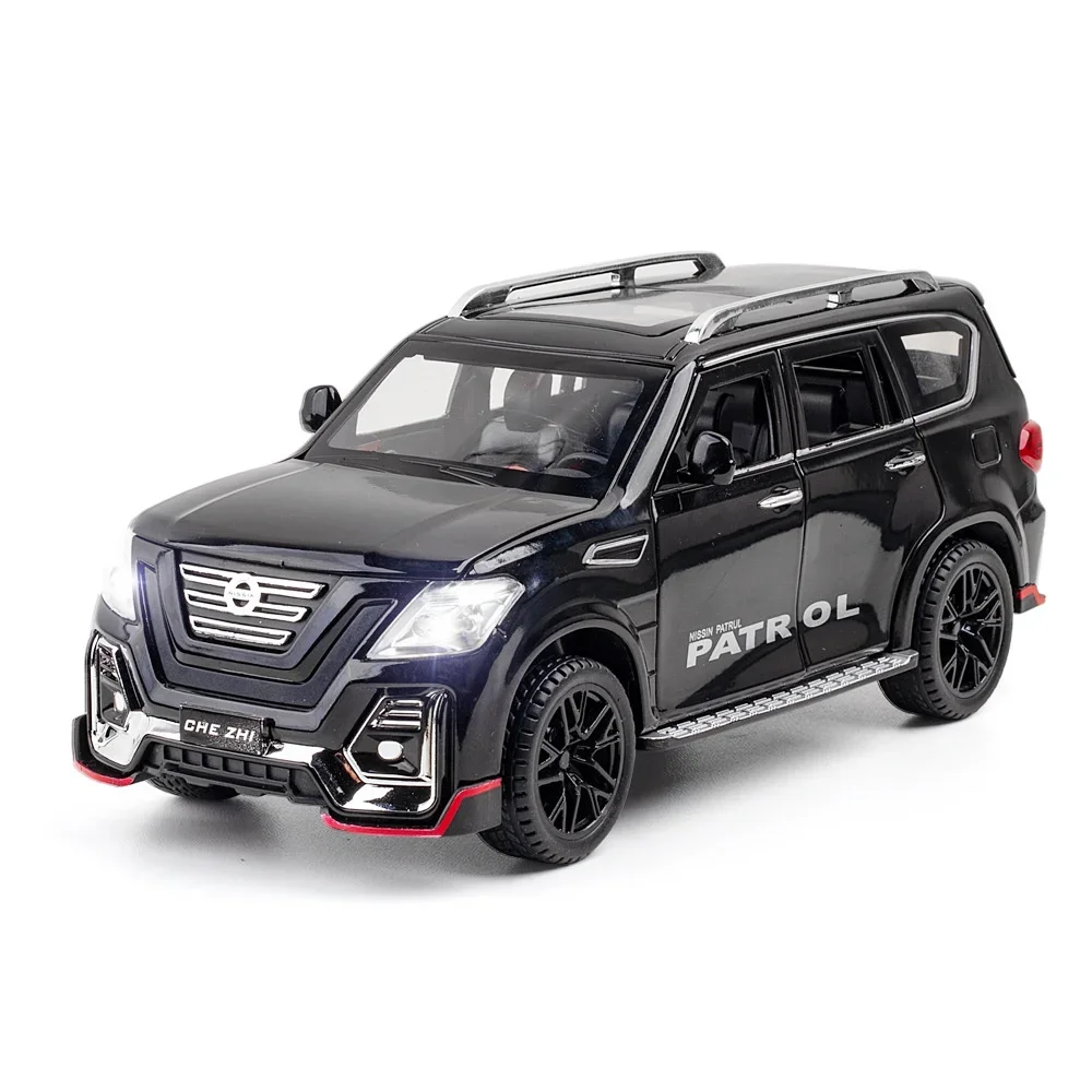 1:24 Nissan Patrol Metal Diecast Off-road Vehicle Car Model For Boy Toys Alloy Model With Sports Kit 6 Doors Opened A303