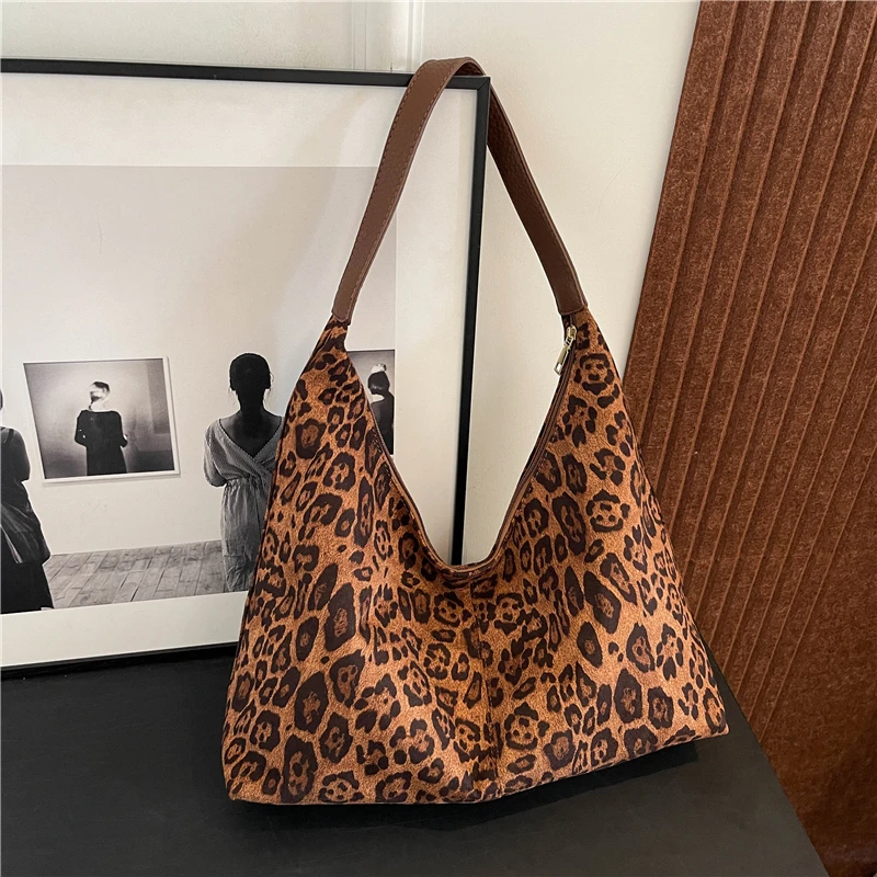 

Elegant Women Luxury High End Leather Shoulder Bag Daily Fashion Tote Handbag Classic Crossbody Wear