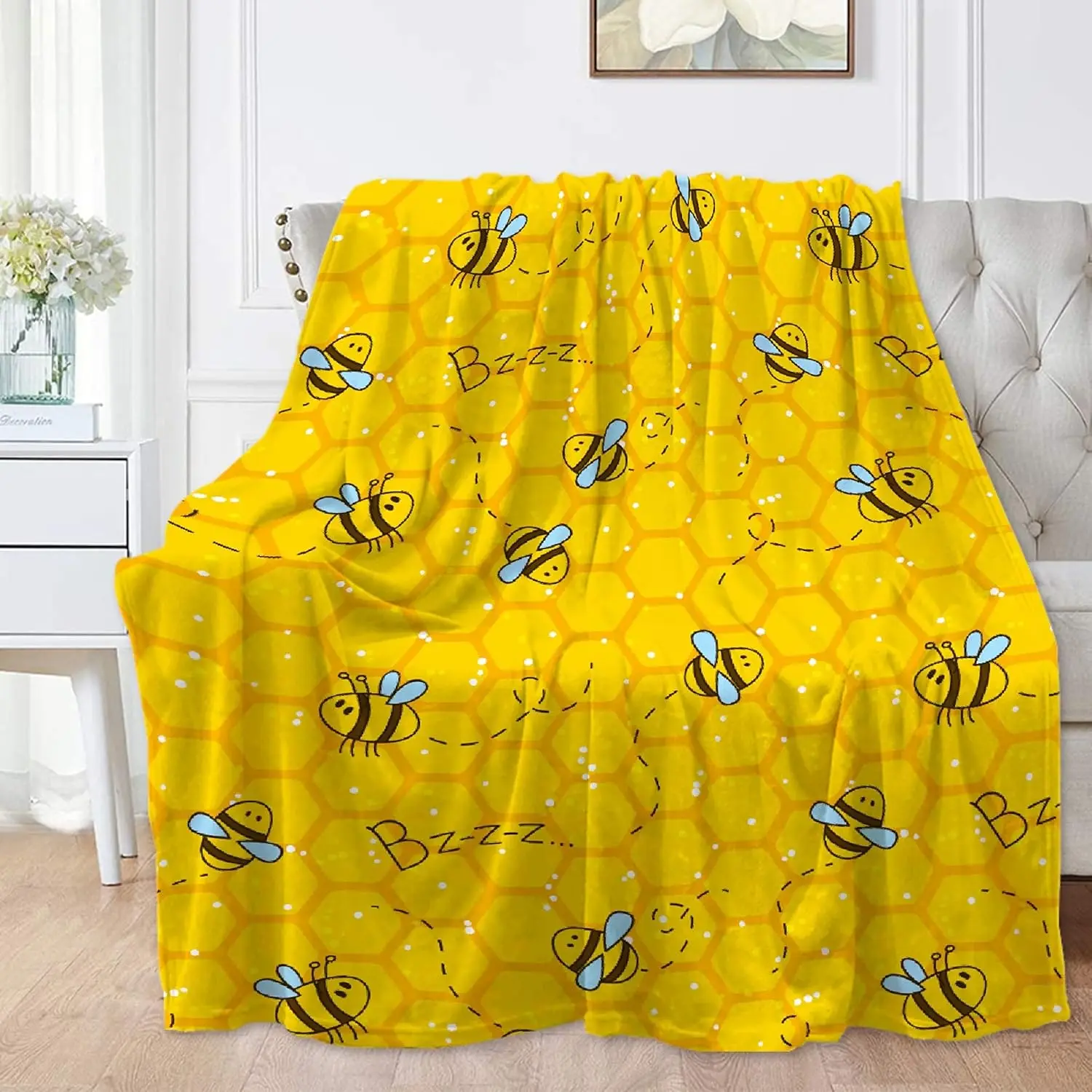 

Honeycomb Cute Bee Yellow Blankets for Couch Sofa Bed Blanket Super Soft Lightweight Warm Gift for Kids Women Indoor Home Decor