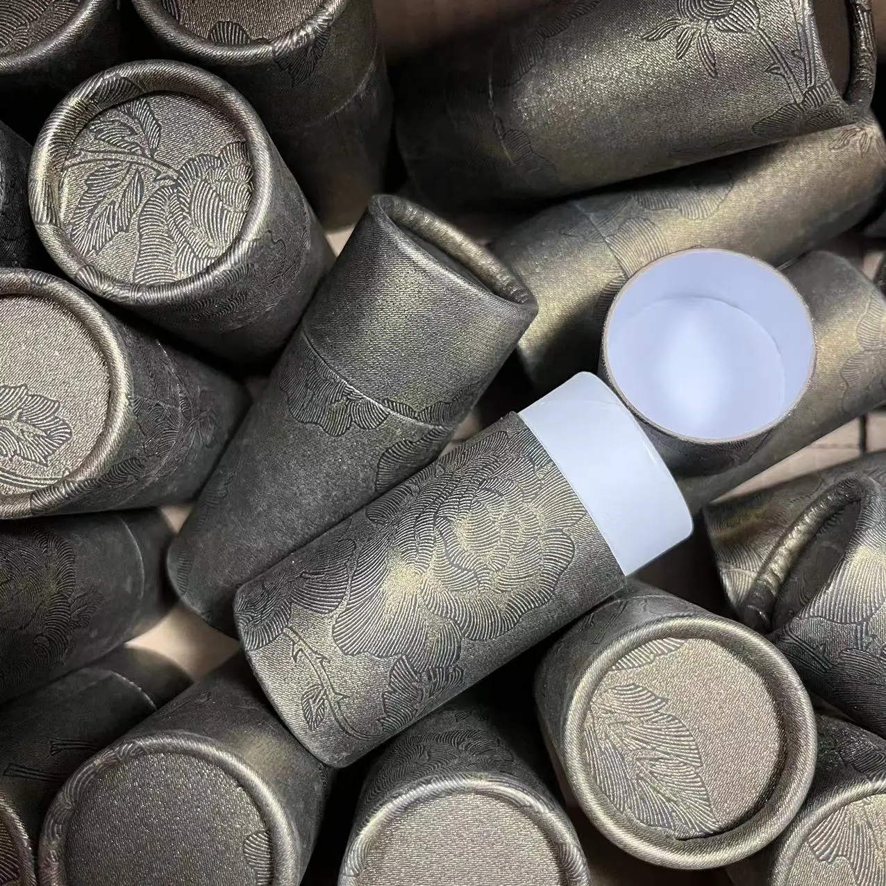 10Pcs Kraft Paper Tube Round Kraft Paperboard Jar Containers Cardboard Essential Oil Bottle Tube Box for Cosmetic Gift Packaging