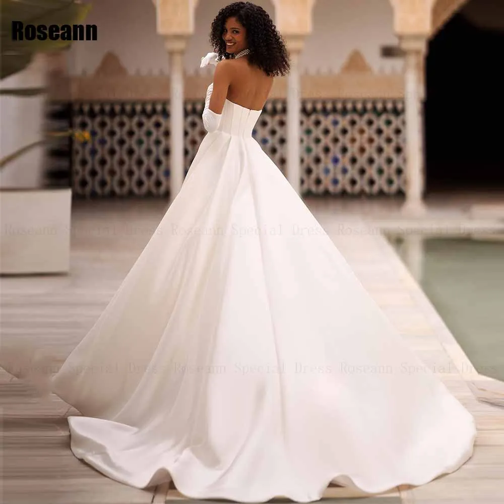 Simple A-line Wedding Dresses 2024 New Design Strapless Satin Draped Pleat Bride Dresses Brush Train Floor Length robe de mariée