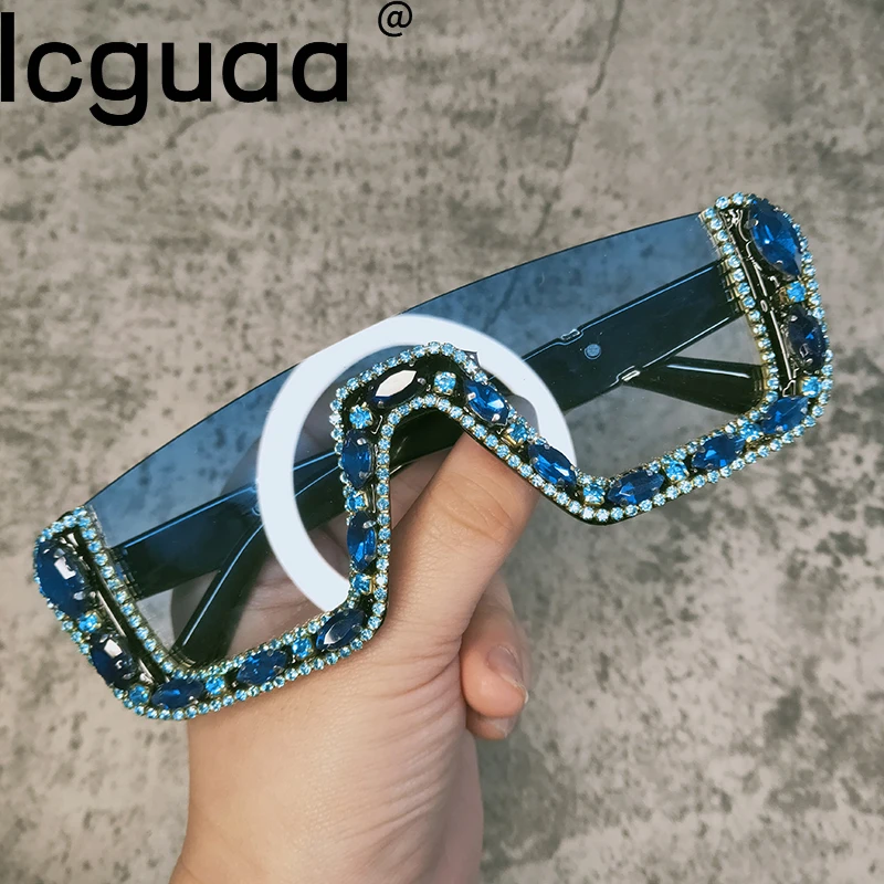 

2022 Luxury Brand Designer Diamond Women Sunglasses One Picece Haft Frame Vintage Sun Glasses For Women Trend Style Eyewear
