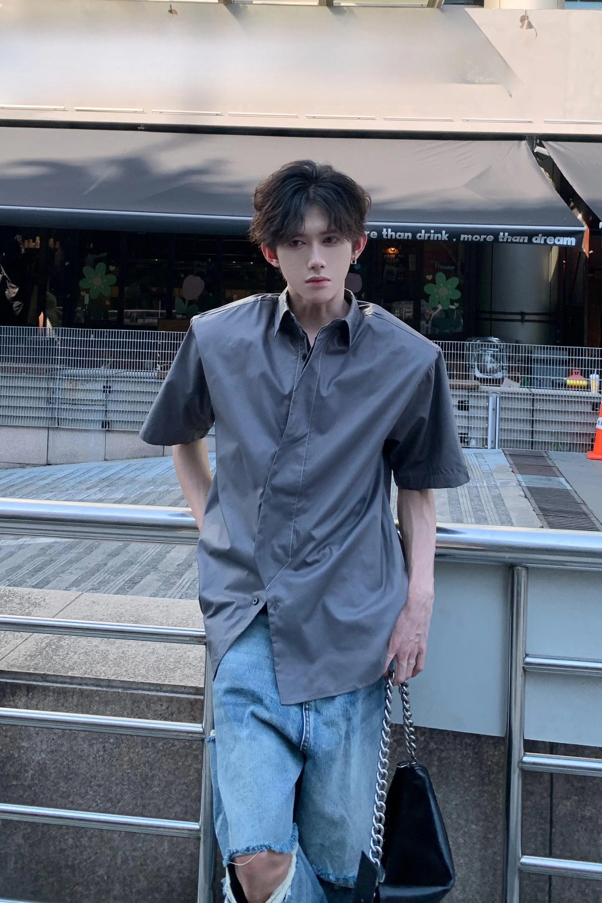 Metallic Coated oulder Pad irt Men's ort Sve Summer Trendy High-End Deconstructed Design Sense irt Ice Silk Loose Fit