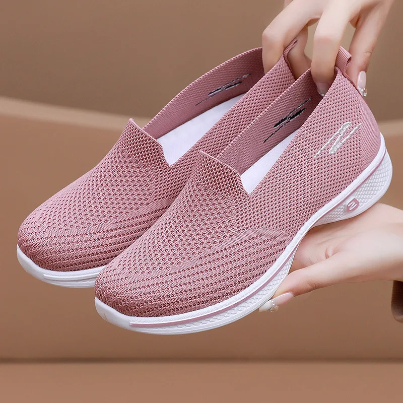 

2025 Women Flat Platform Wedge Fashion Casual Sports Shoes Summer Shoes Outdoor Sports Soft Soled Cloth Shoes