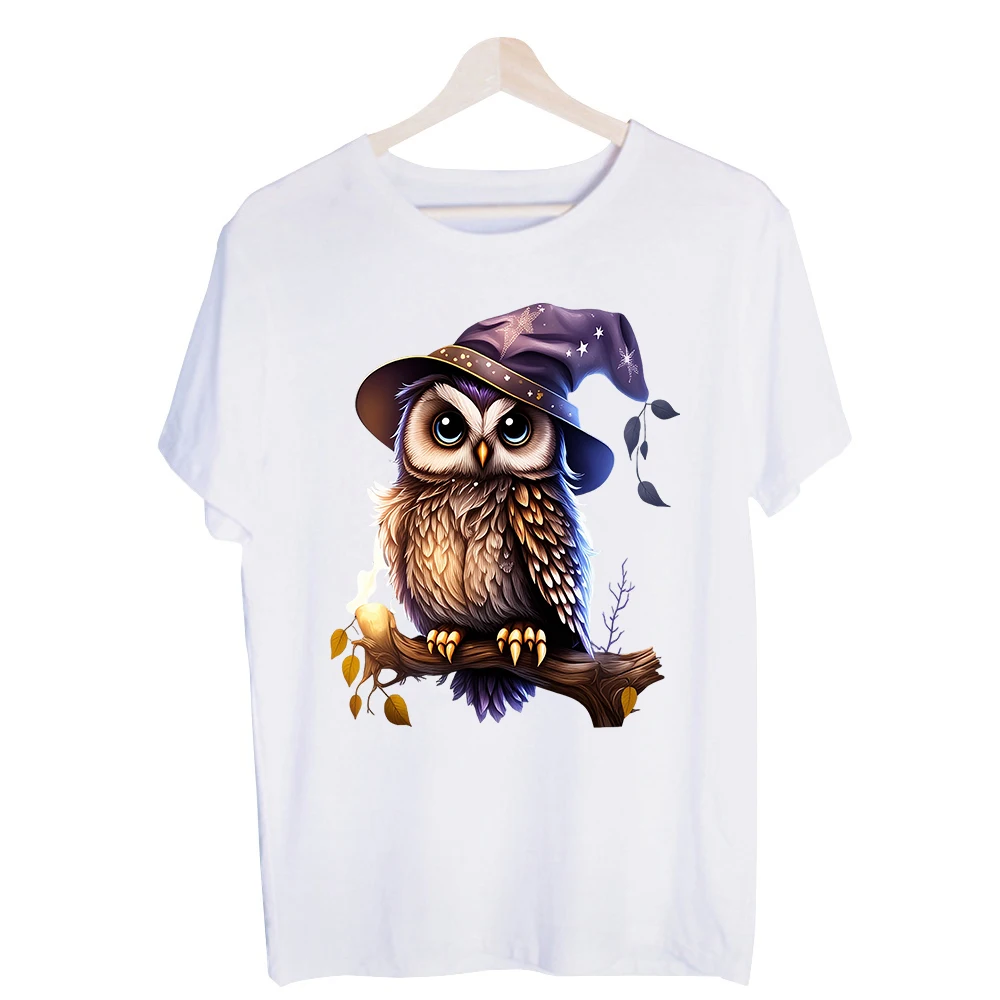 Men's Owl Wizard Graphic Tee, Short Sleeve Crew Neck T-Shirt for Casual Halloween and Fantasy Style Outfits