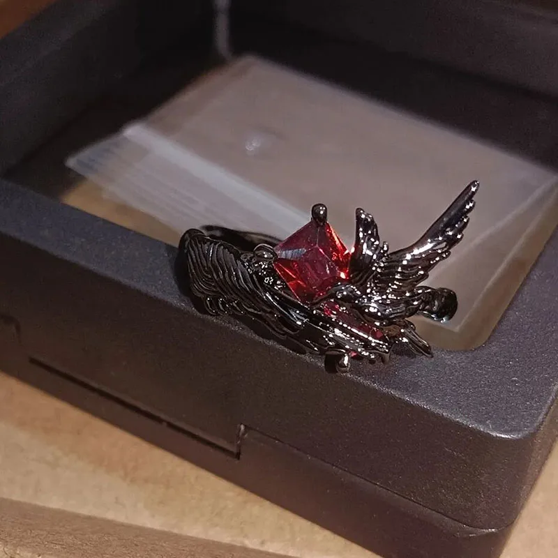 Game Love And Deepspace Sylus Crow Cosplay Ring Unisex Alloy Adjustable Opening Red Gem Rings Punk Jewelry Accessories Prop