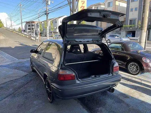 

Задние газовые амортизаторы (упоры) для Nissan Y10 AD/Sunny N14/Sentra Y10/NRV/Leone Y10/Familia Van/Wagon 1989-1999