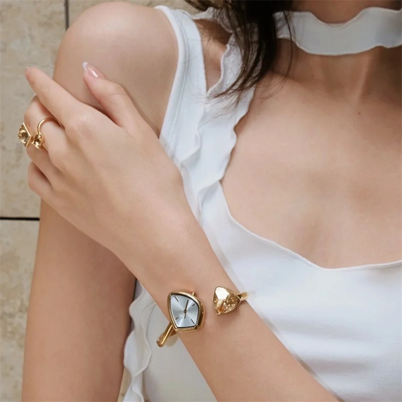 

Bracelet watch for women, light luxury, small and exquisite high-value women's quartz watch