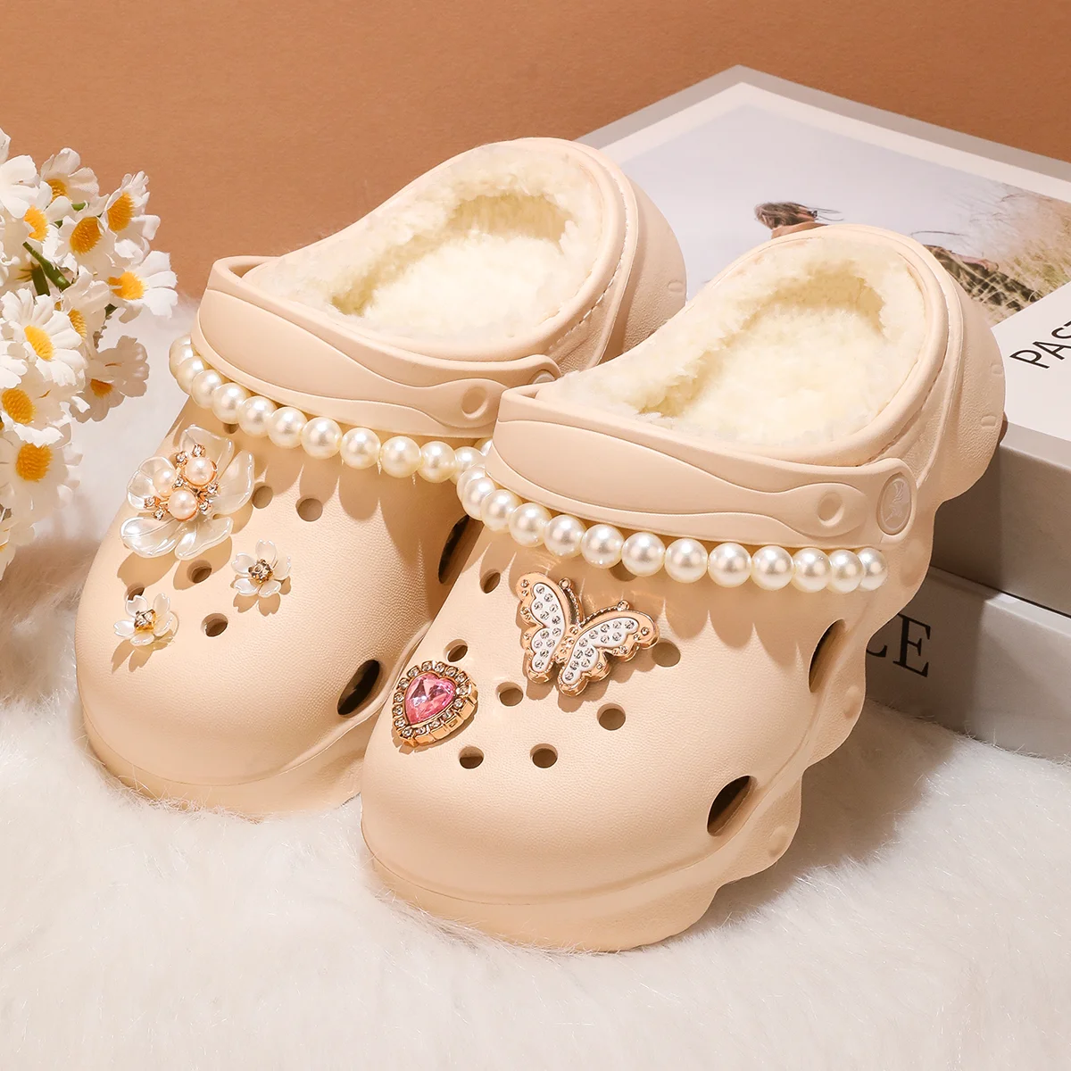 Fur Lined Kids' Clog, Cotton Lined EVA Garden Shoes, Non-Slip Sandals, Slip-On Shoes for Indoor, Winter Warm House Slippers 1214
