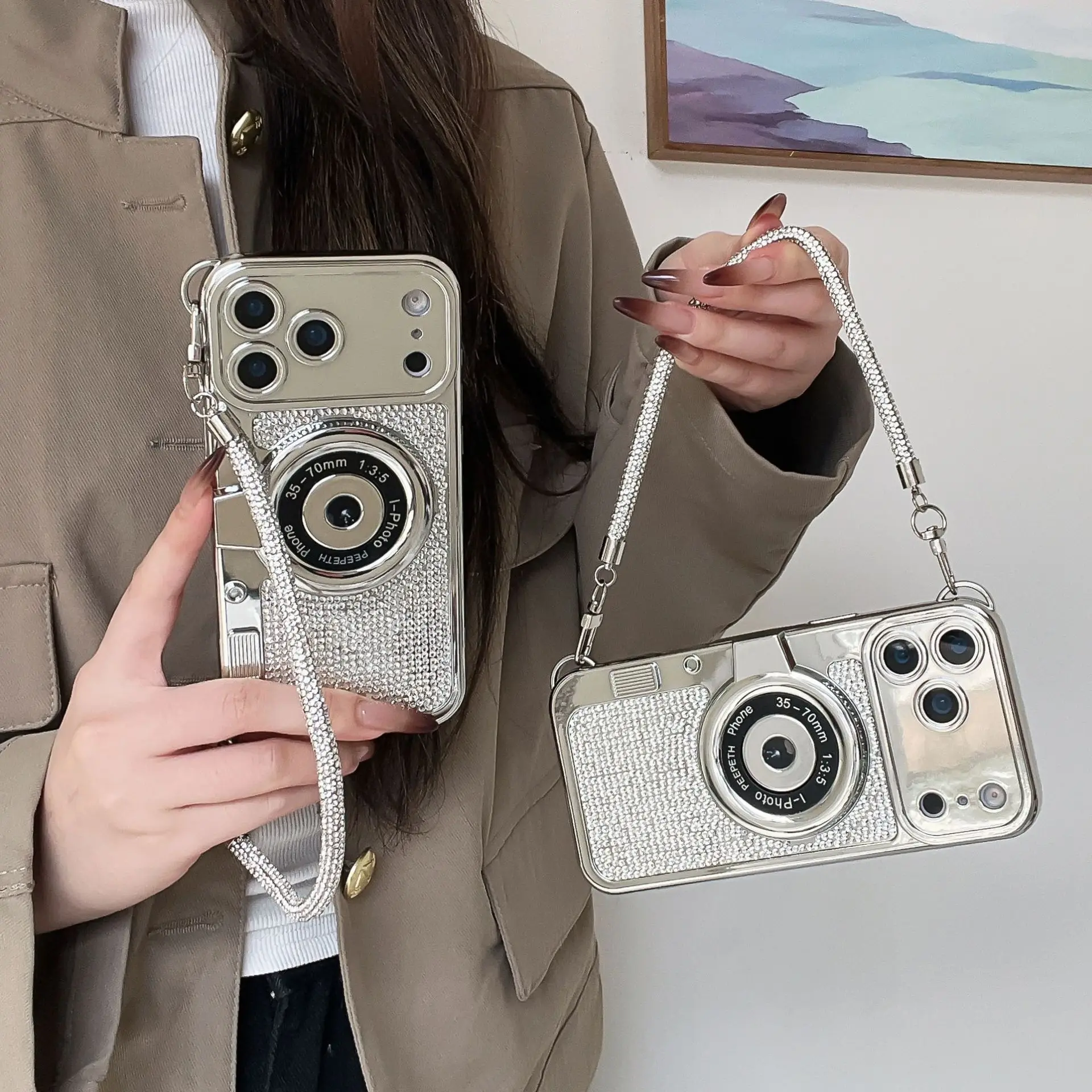 ヴィンテージラインストーンカメラハンドストラップ付きiPho - Tablet Accessories For Girls のレビューと価格