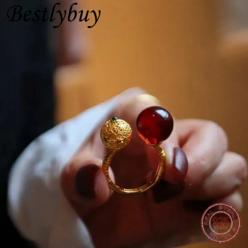 

Natural Blood Bead Jewelry S926 Silver Plated 18k Gold Hollow Design Sachet Ball Red Gemstone Ring Can Be Opened