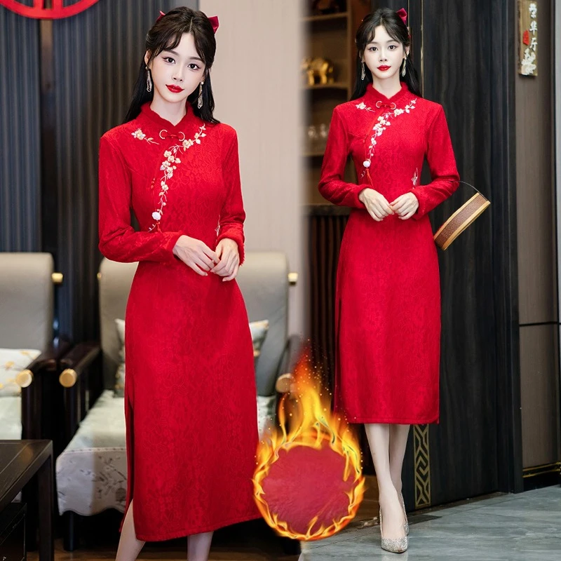 

Осень-зима Cheongsam 2025 женское флисовое красное платье Ципао с длинными рукавами и вышивкой, современное восточное платье для холодной погоды