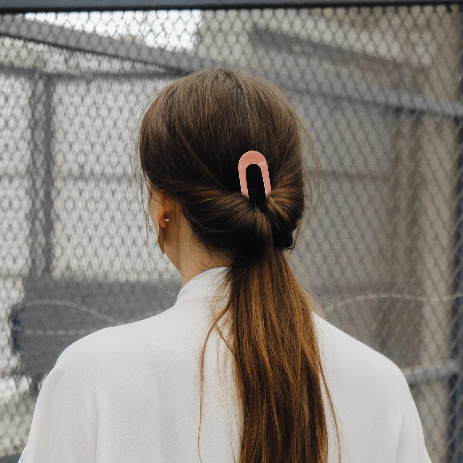 

4pcs U shaped Hair Clips Retro Hairpins Fashion Accessories Cute Butterfly Women Headwear Hairstyle Decorations Chic Bun Sticks