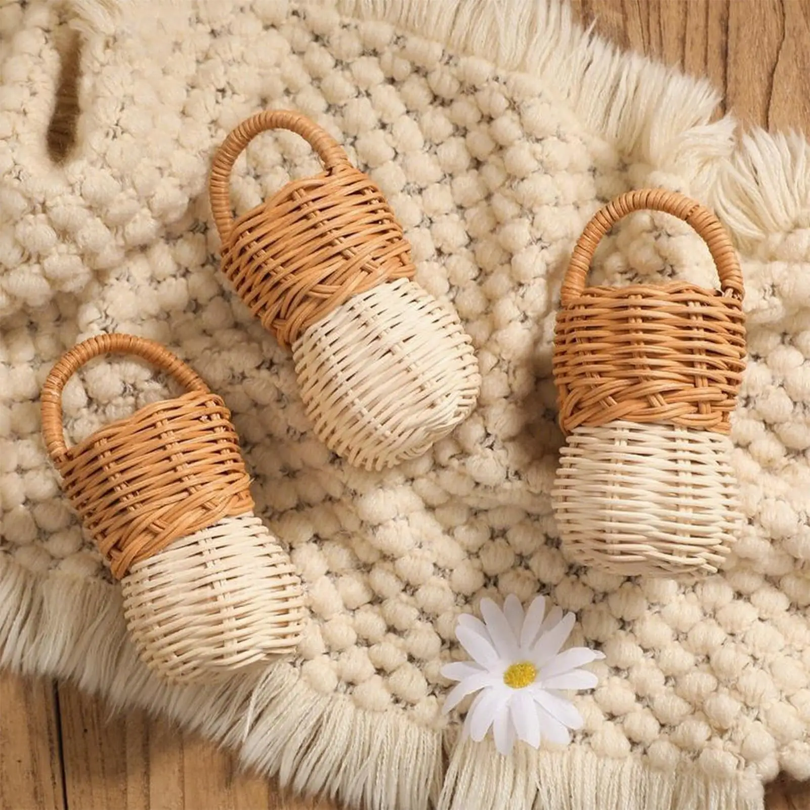 Hochet apaisant pour bébé, joli jouet en rotin, clochette naturelle et sûre, jeu de développement sensoriel pour bébé, maison, berceau, pâques, noël