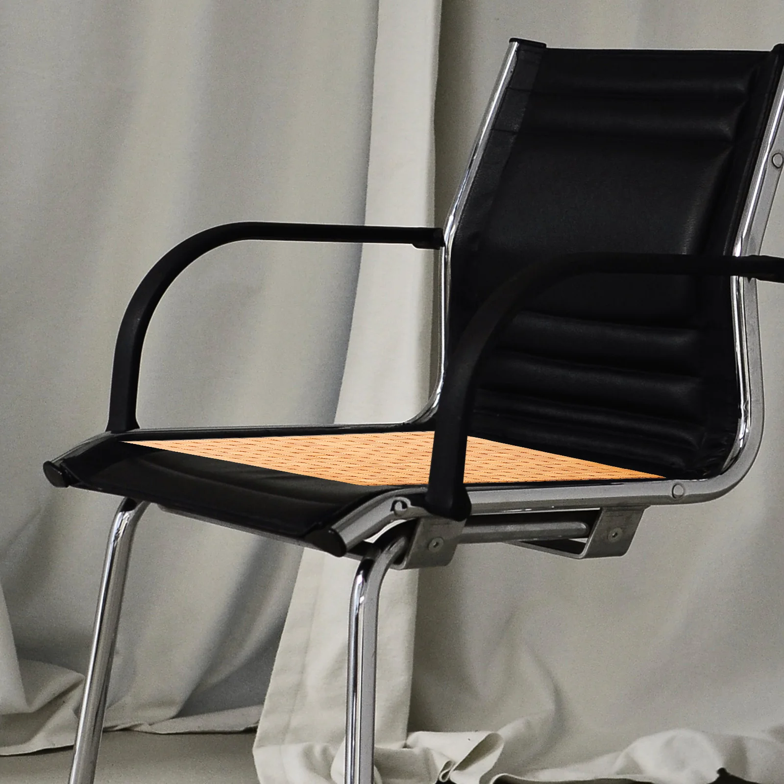 

Bamboo Cooling Seat Cushion Summer Car Seat Pad Breathable Sunstroke Prevention Mat Outdoor Dining Chair Cushions