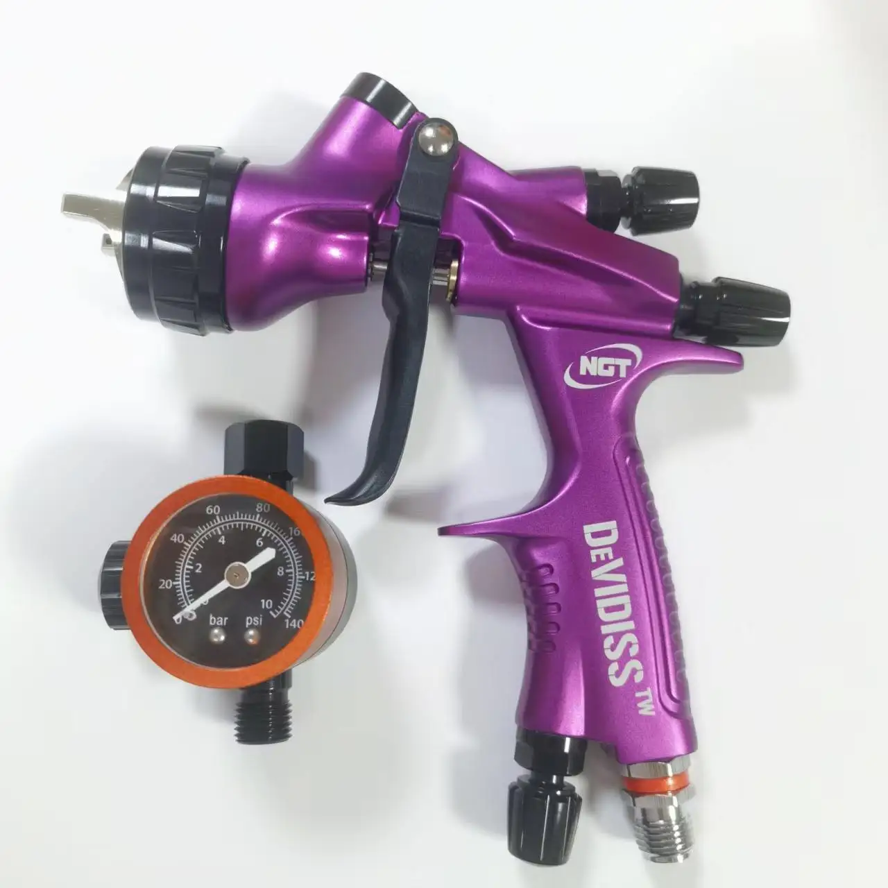

DeVIDISS HVLP NGT pro TE20 Lite Spray Gun Kit Professional 1.3mm Nozzle Car Paint Application Comfortable for All Car PaintsUppe