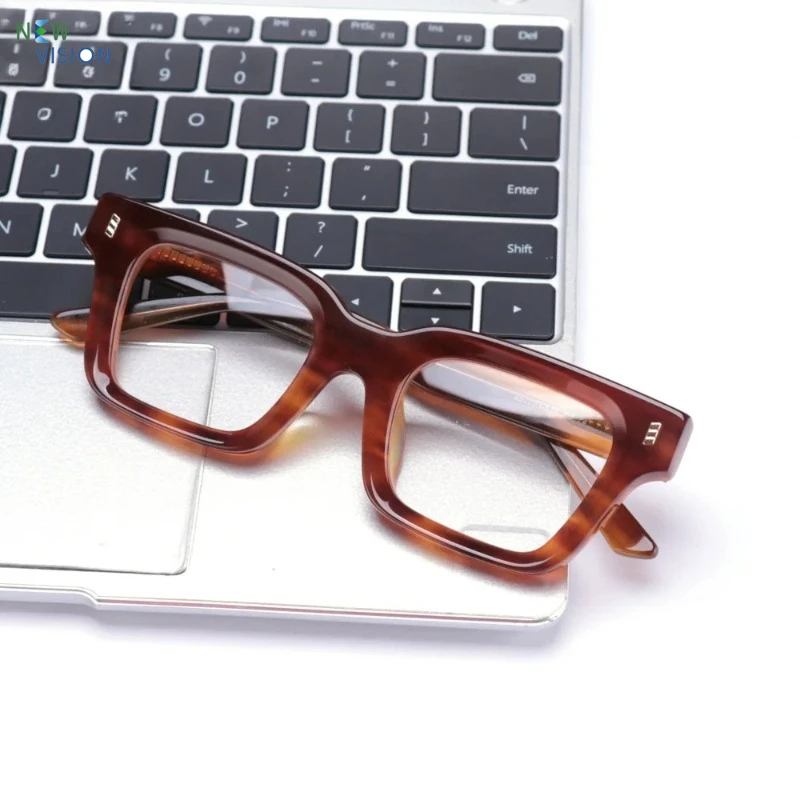 نظارات ريترو مربعة للنساء 2025 موضة جديدة للرجال حمض الخليك السميك في الهواء الطلق واقية برشام نظارات شمسية فوتوكروميك #3