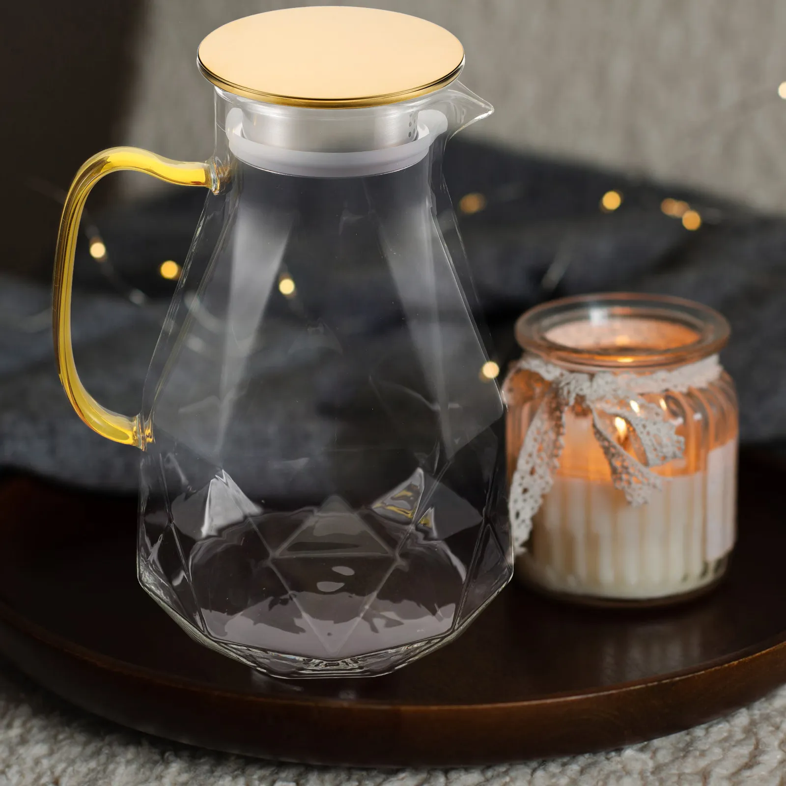 Large Capacity Diamond Cold Water Pitcher Premium Glass Beverage Pitcher with Filter Lid for Tea Coffee Milk Iced Drinks Home
