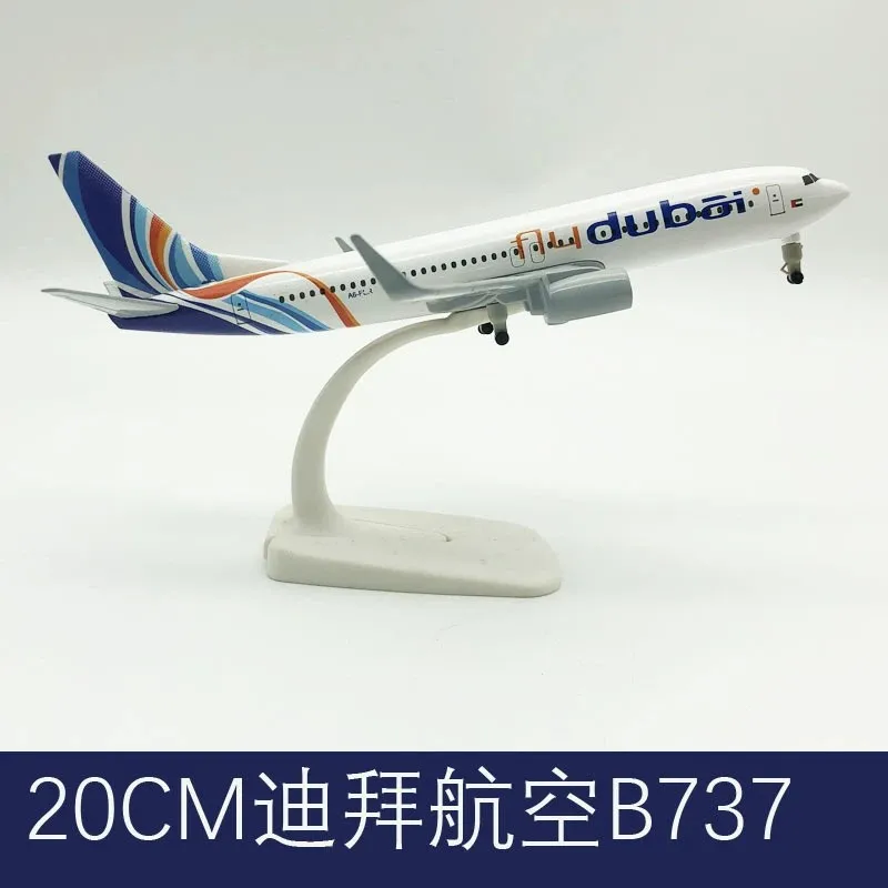 20 سنتيمتر نموذج طائرة دبي الخطوط الجوية B737 طبق الاصل سبيكة المواد طائرة مصغرة مع عجلات تذكارية هواية هدية