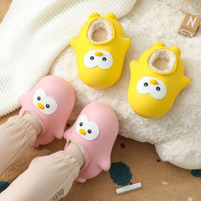 Mocassins de pingouin imperméables pour enfants, chaussures à enfiler rembourrées en coton, Mules d'intérieur pour bébés filles et garçons, pantoufles de styliste