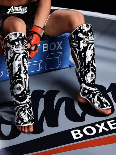 Espinilleras Muay Thai MMA Kickboxing, almohadillas para piernas, protección del empeine, equipo de combate para hombres y mujeres, competición de entrenamiento de boxeo y Karate