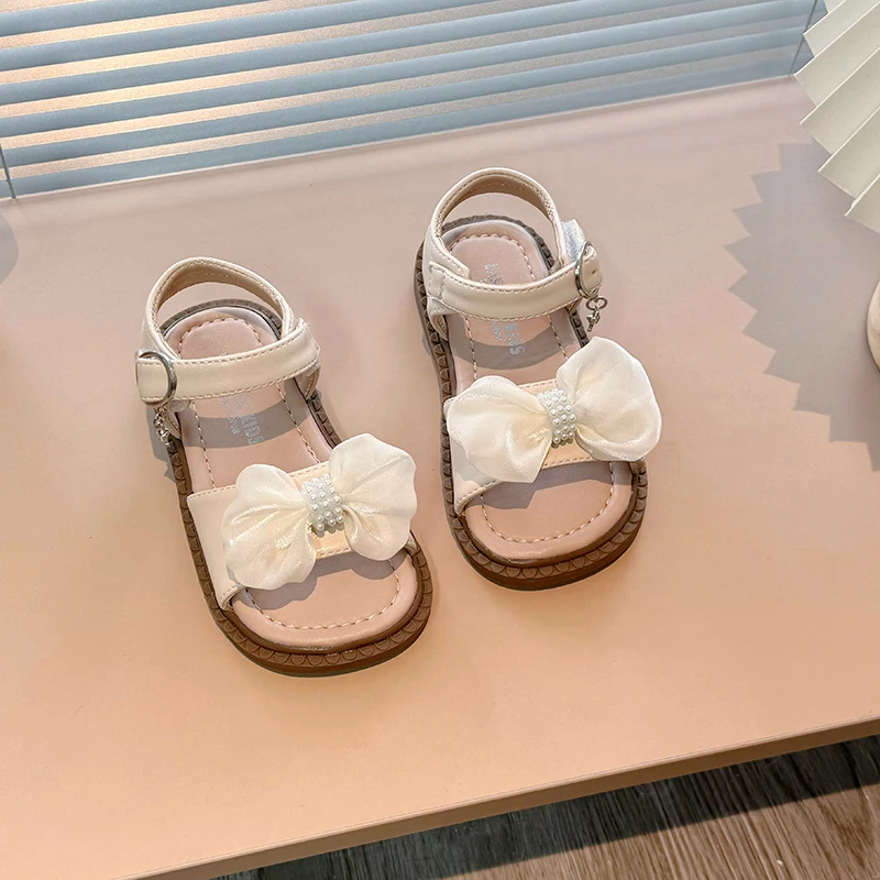 Schmetterling süße Sommer Kinderschuhe 3-6 Jahre altes Mädchen Sandalen Mädchen Sommer Kinder Prinzessin Strands chuhe kleines Mädchen