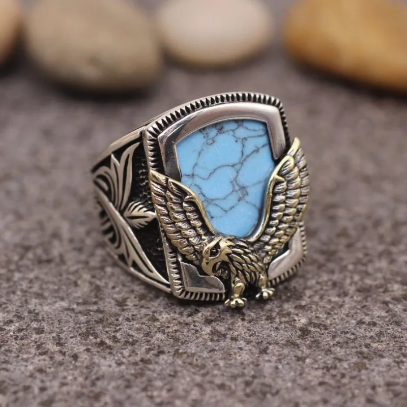

Huge Silver Color Men Rings Eagle Shaped Flying with Outstretched Wings Blue Stone Rings Jewelry Party Gift