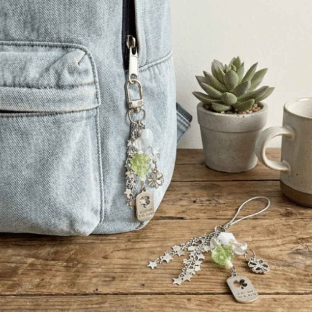 INS Star Four-Leaf Clover Bag Charm Acrylic Lucky Leaves Phone Charm Pendant Hook-up Cute Lanyard Chain Accessory Student