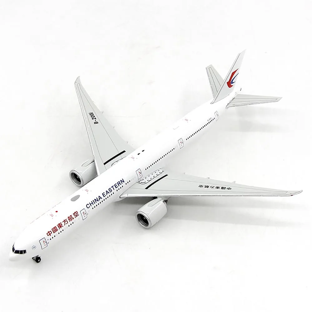 

Diecast JETHUT China East Airlines B777-300ER B-2001 модель самолета в масштабе 1/400