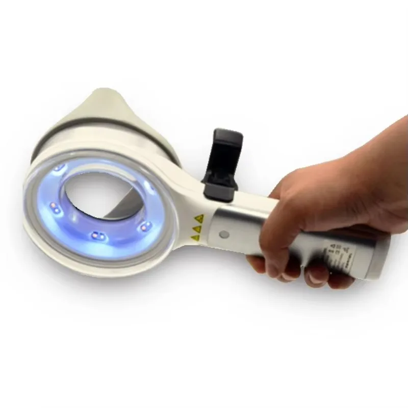 110 فولت-240 فولت مصباح وودز لطب الجلد بالأشعة فوق البنفسجية قابل لإعادة الشحن لامتحانات الكفة المصطبغة بصيلات أمراض الفطريات، بصيلات