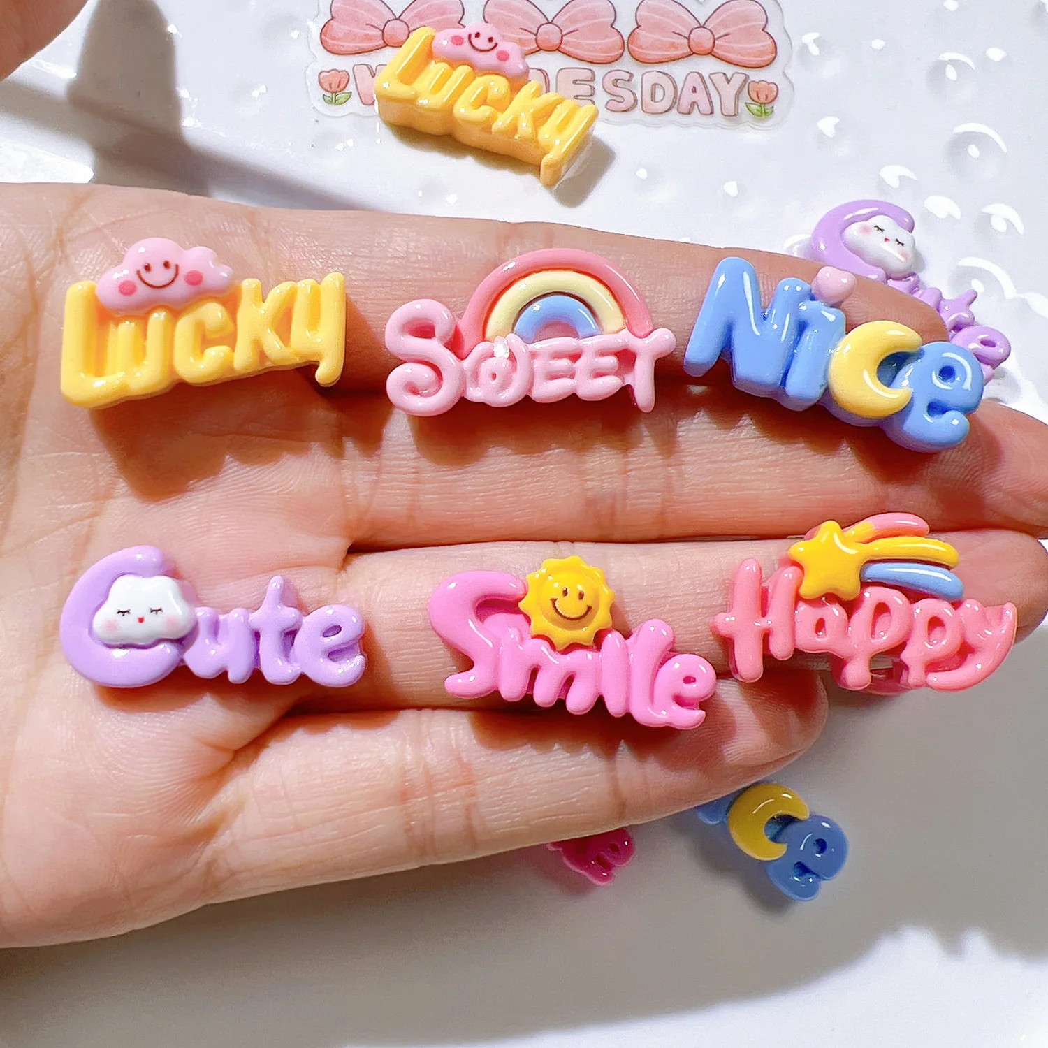 Free Shipping 100pcs/lot Resin Cabochon Flatback Cartoon Flatback Resin DIY Wedding Hairpin Embellishments Accessories LSR429