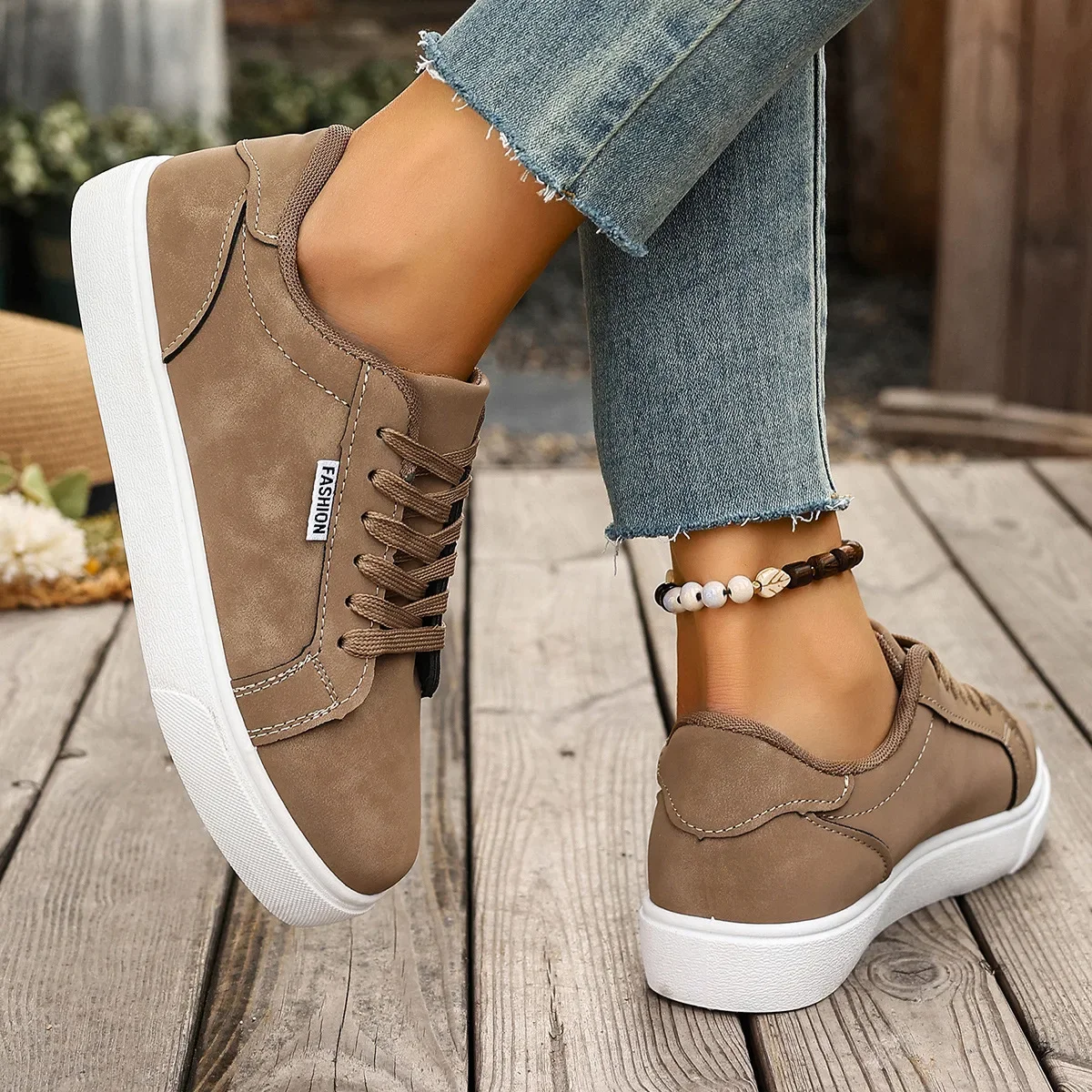 2026 Neue Modische Damen Schnürschuhe Vulkanisierte Schuhe Flache Dicke Sohle Casual Sneakers für Studenten Outdoor-Sport Wandern – Detail 7