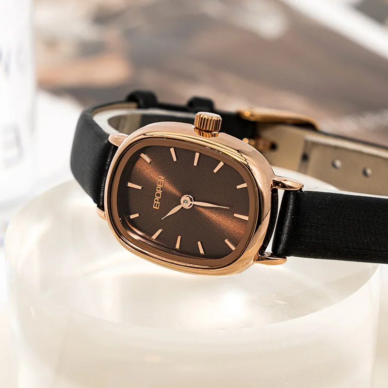 New Korean style women's watch, high-value design, simple, casual, and fashionable quartz watch, a great gift for women.