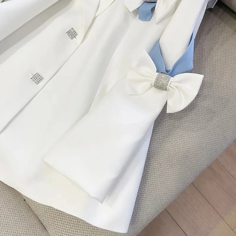 Elegant New Spring Autumn Womens Notched White Blazers Long Sleeve Design Bow Diamond Chic Lady Suit Outfit High Street Coats